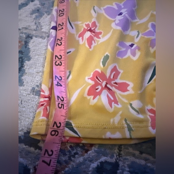 BCBGeneration Floral Colorful Jumpsuit with Square Neck and Ruffle Trim XXS - Picture 13 of 14